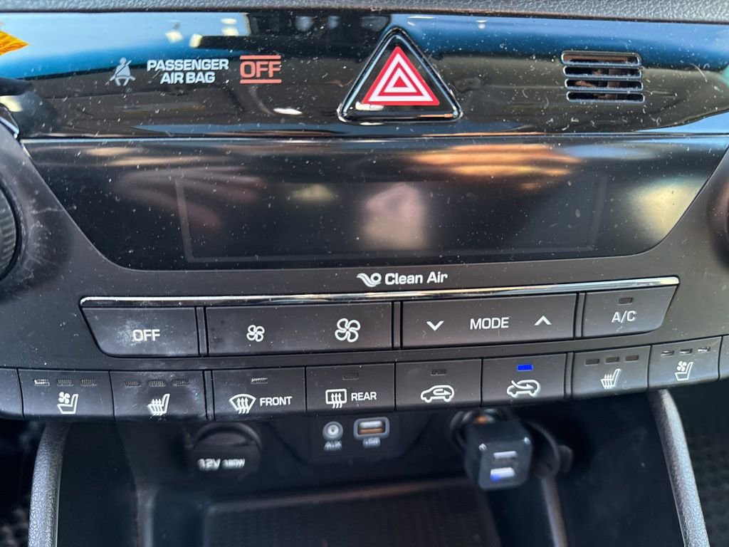 Used 2016 Hyundai Tucson Limited w/ Option Group 03 image 16