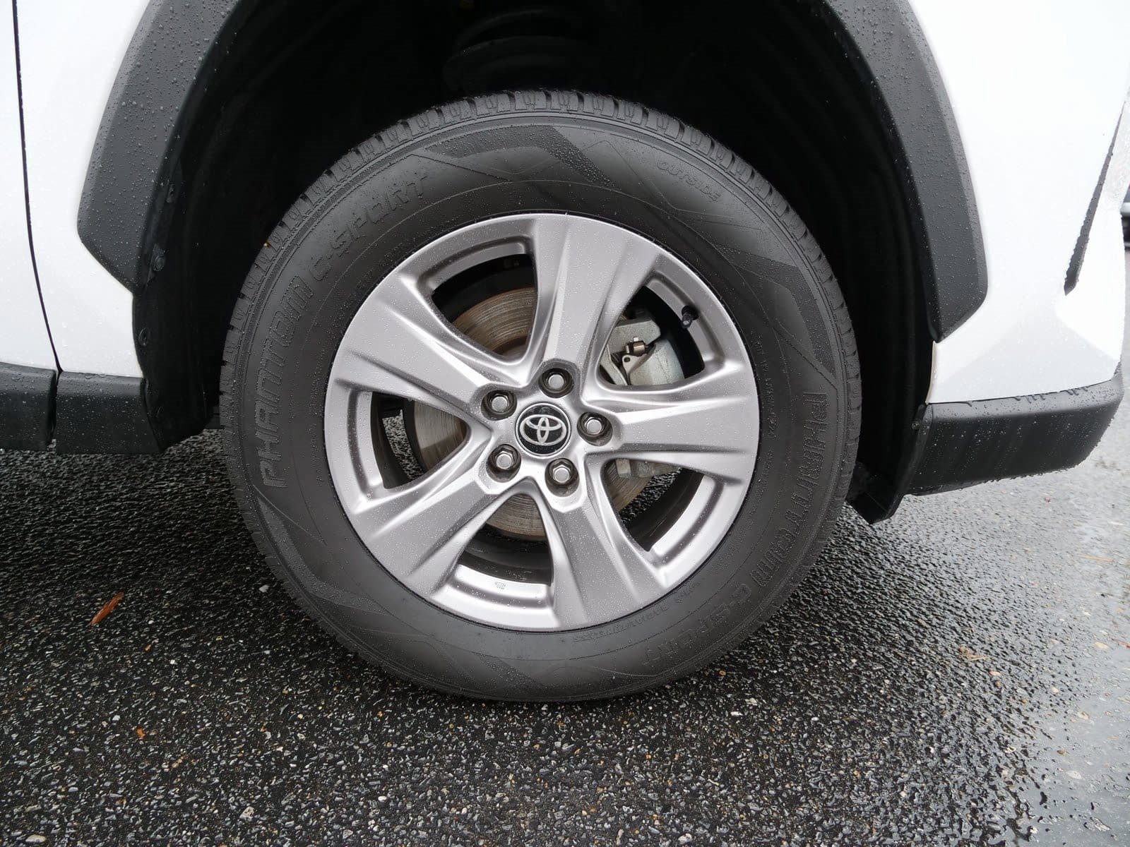 Used 2023 Toyota RAV4 XLE image 10