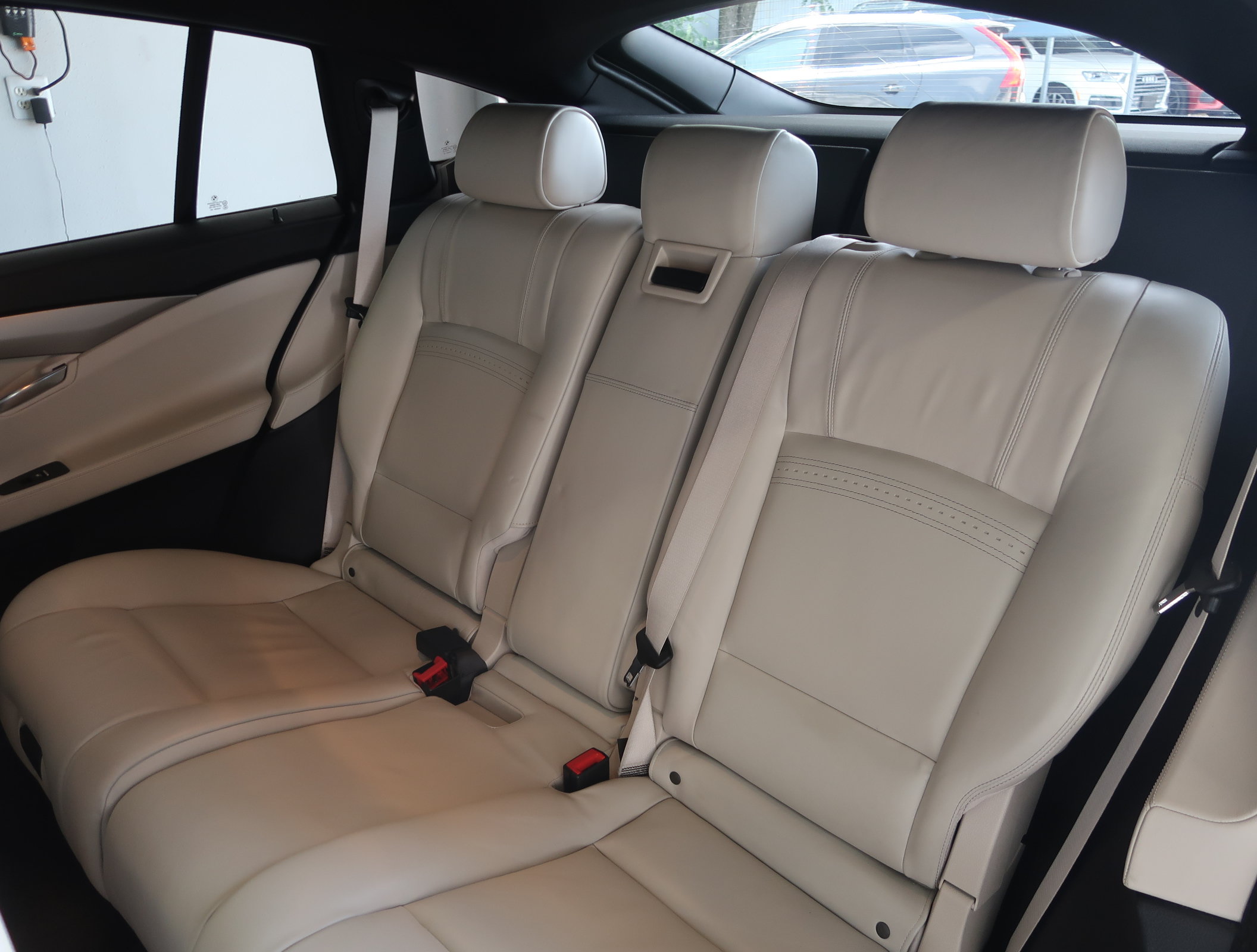 Used 2017 BMW 535i Gran Turismo RWD image 32