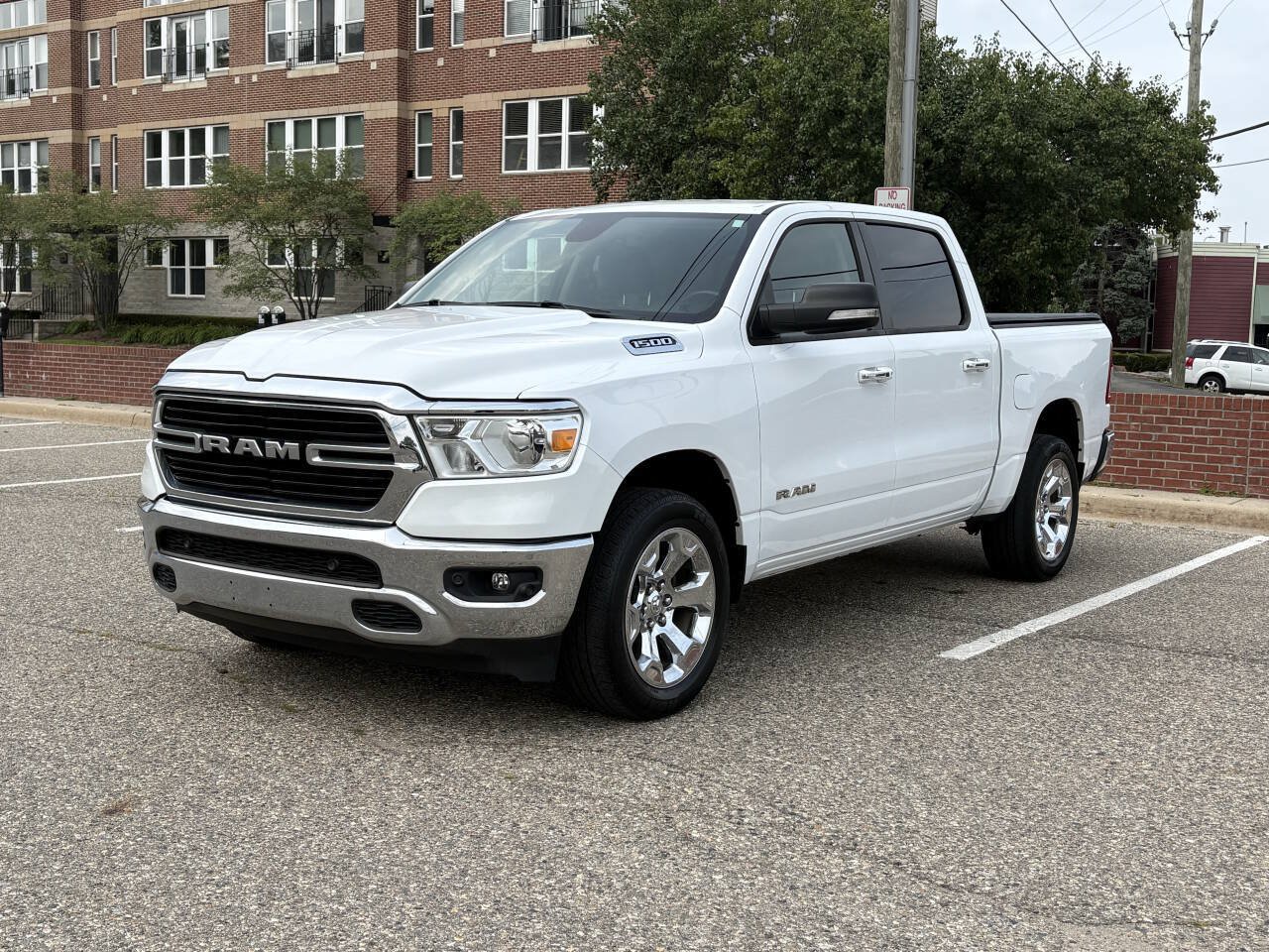 Used 2020 RAM 1500 Big Horn AWD/4WD image 2