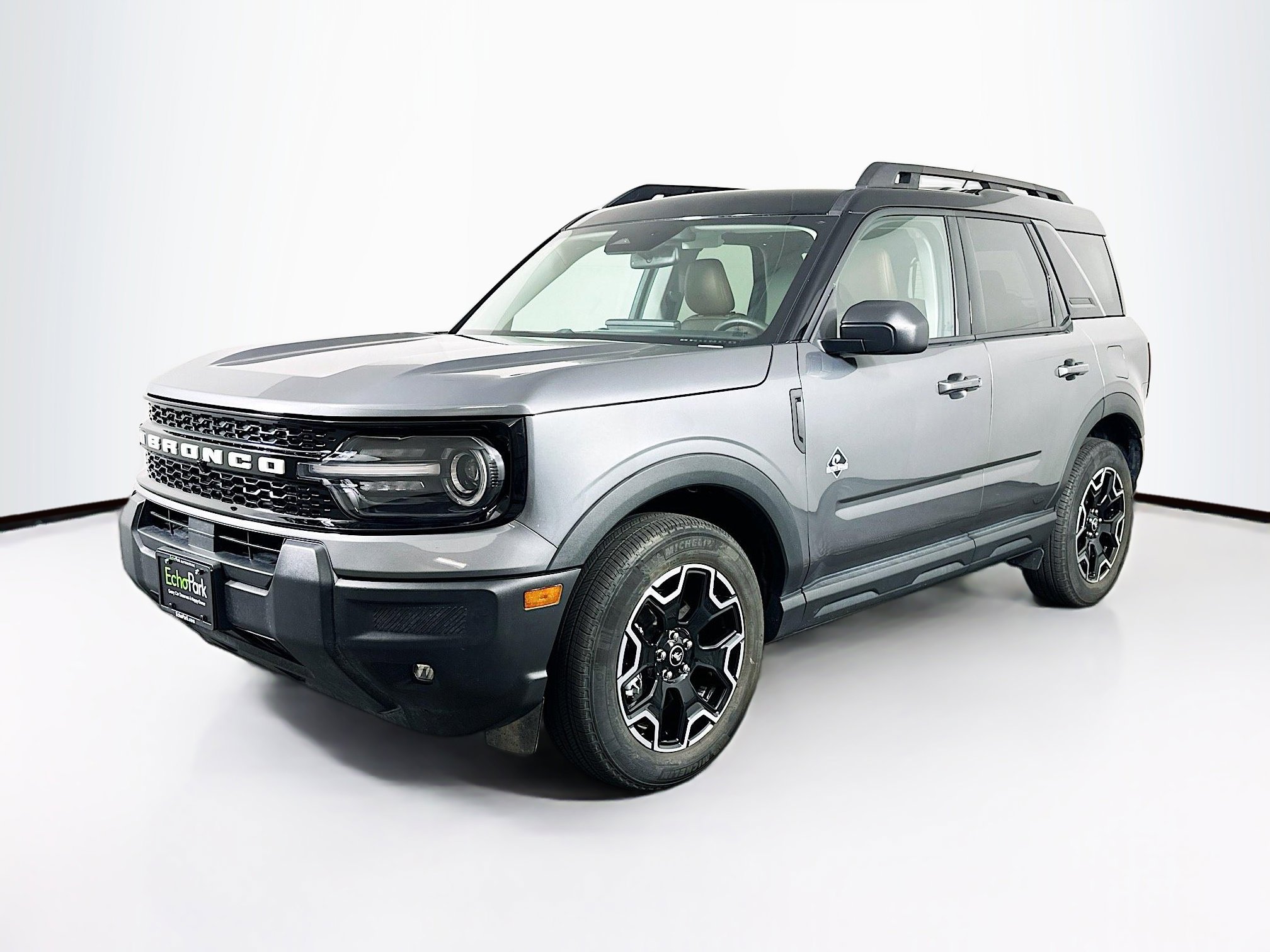 Used 2025 Ford Bronco Sport Outer Banks AWD/4WD image 3