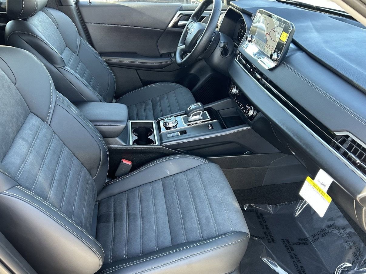 New 2026 Nissan Rogue SL image 9