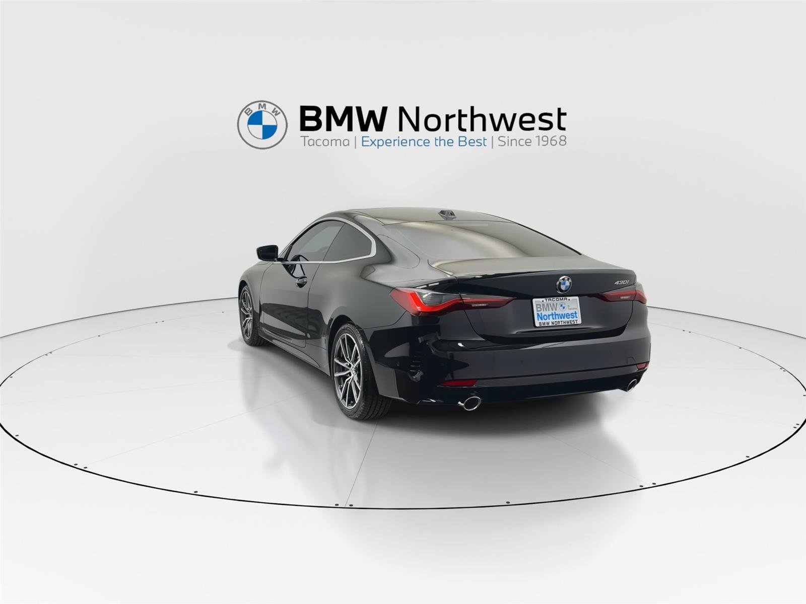 Used 2024 BMW 430i Coupe w/ Premium Package RWD image 13