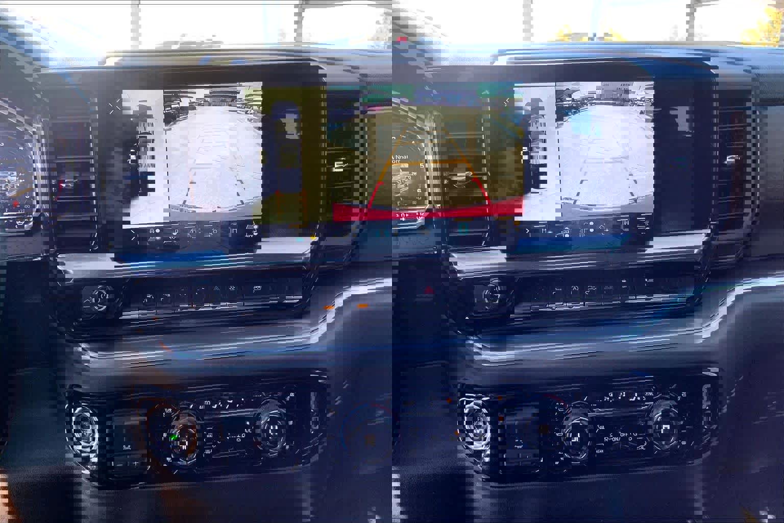 Certified 2023 Chevrolet Silverado 1500 High Country w/ High Country Premium Package image 30