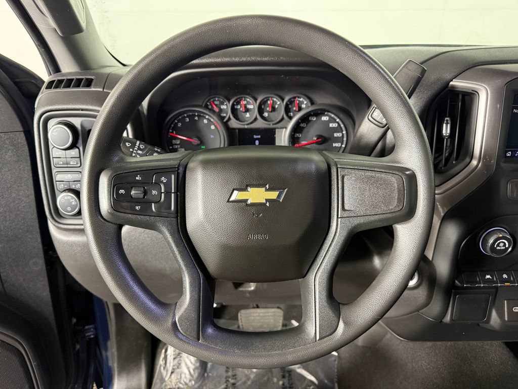 Used 2022 Chevrolet Silverado 1500 Custom AWD/4WD image 12