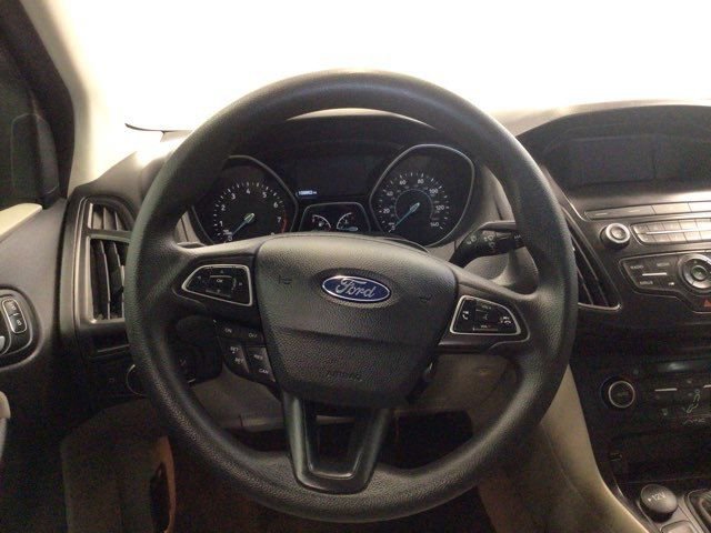 Used 2018 Ford Focus SE FWD image 15