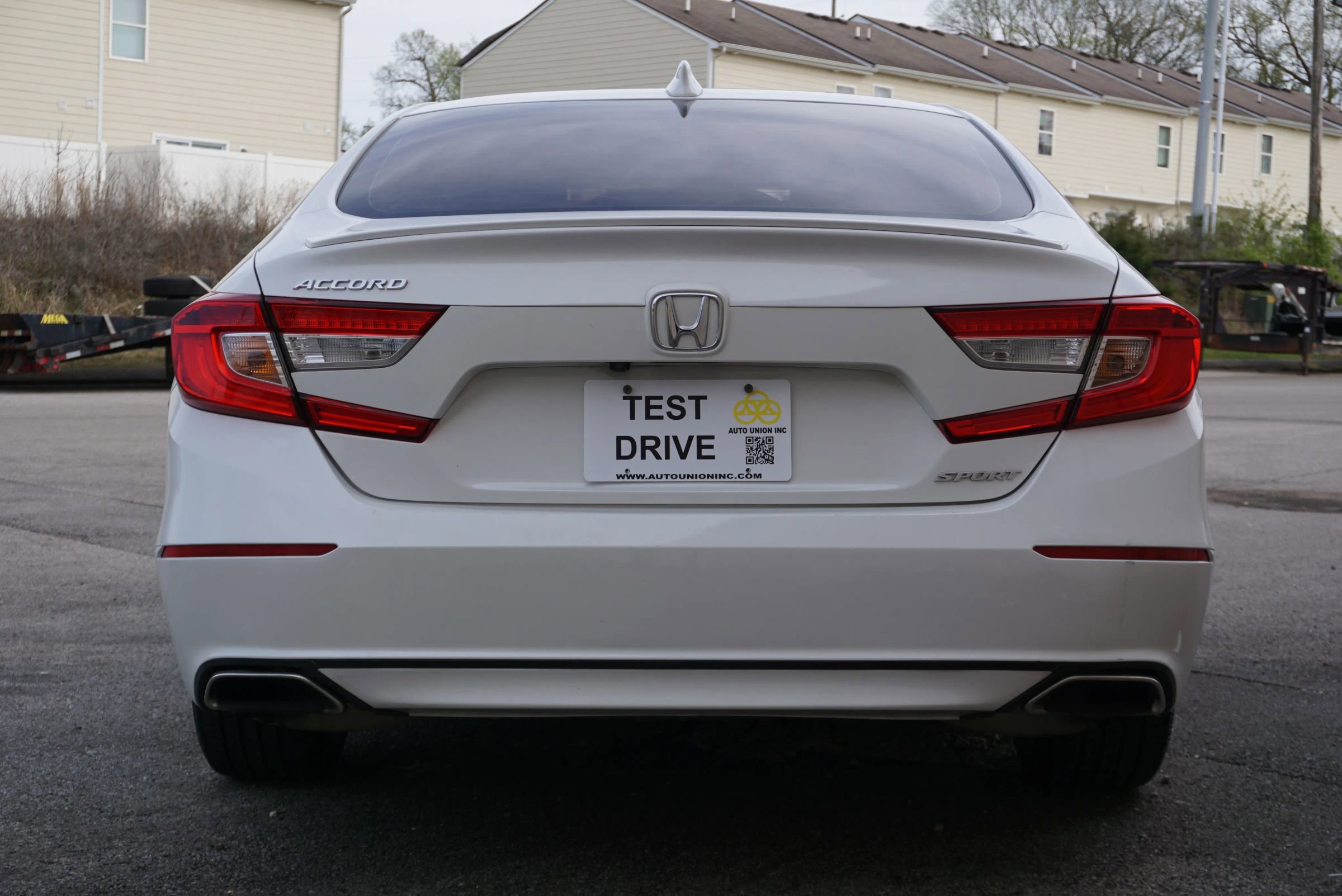 Used 2018 Honda Accord Sport image 8