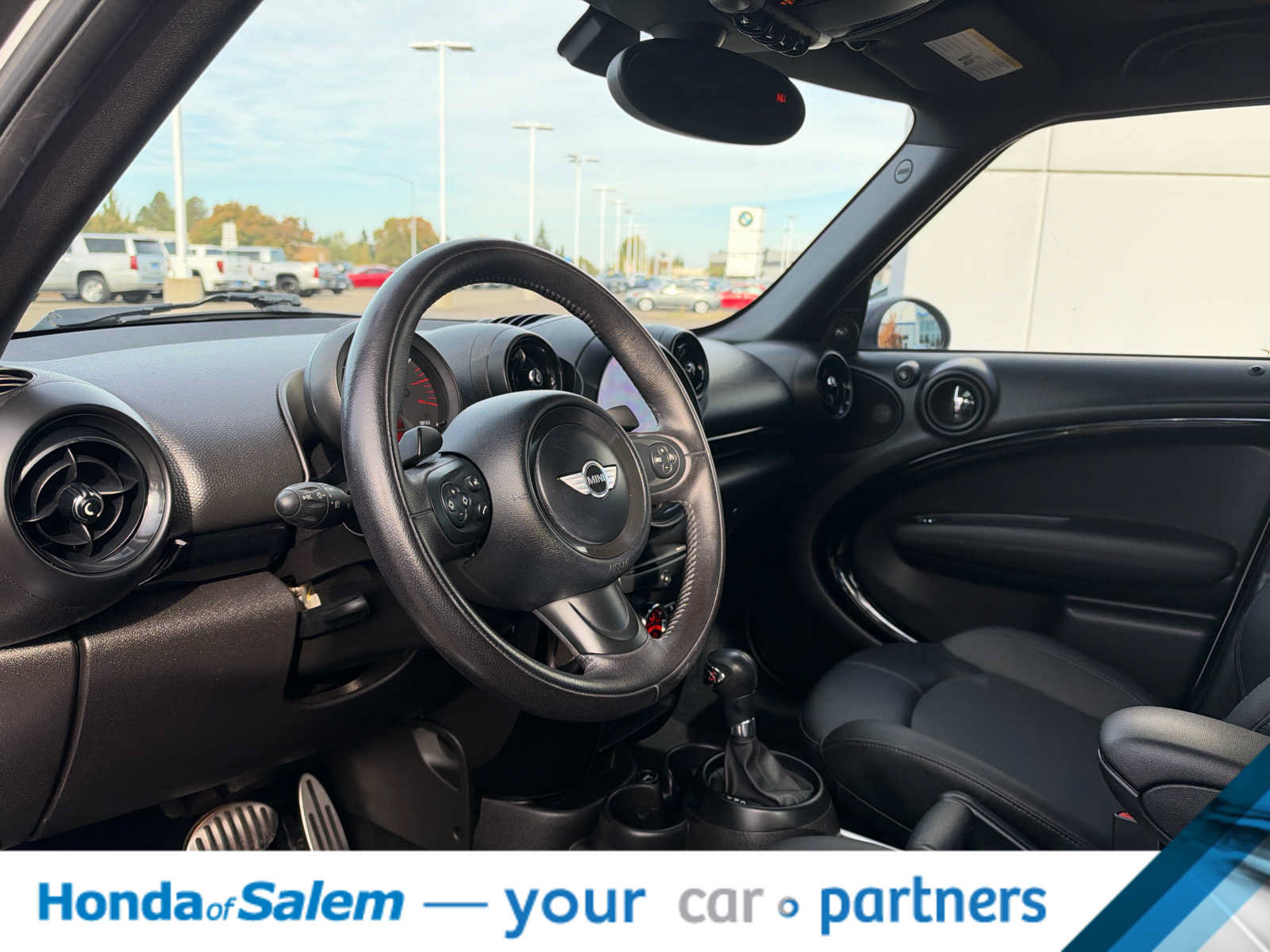 Used 2016 MINI Cooper Countryman S FWD image 2