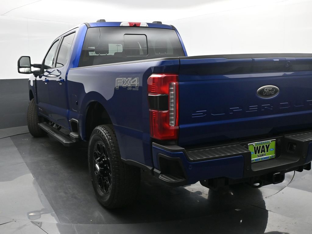 New 2026 Ford F350 Lariat w/ Black Appearance Package image 4