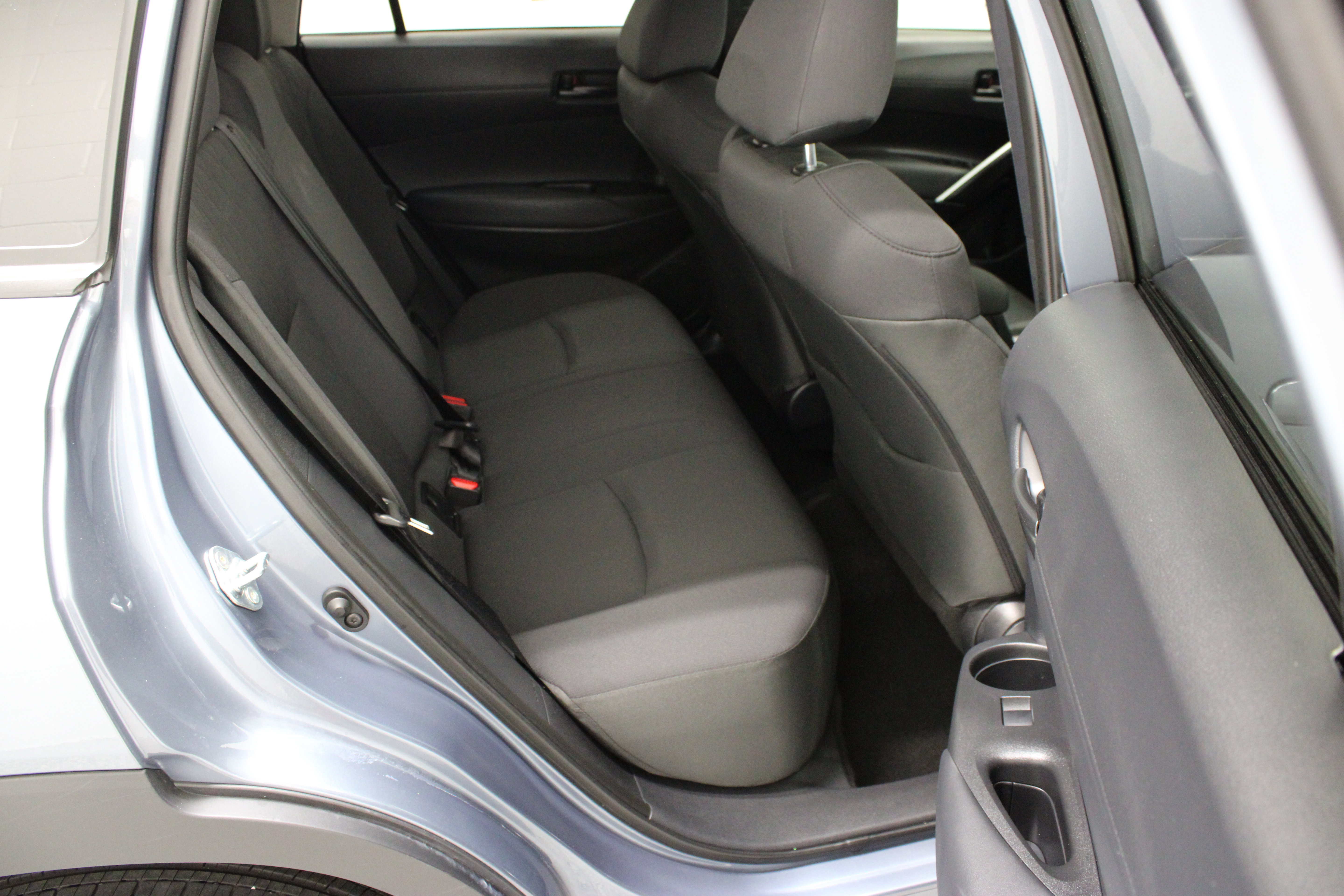 Certified 2026 Toyota Corolla Cross LE FWD image 32
