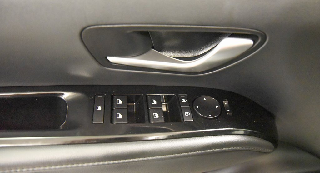 Used 2025 Hyundai Tucson Limited image 15