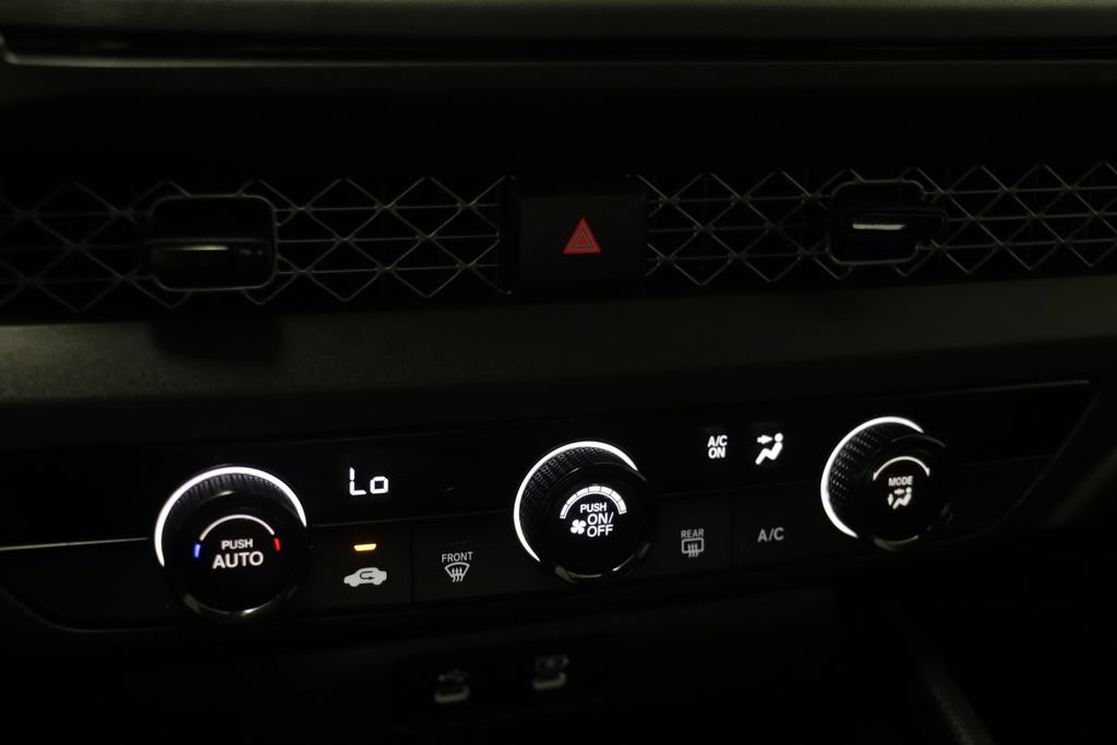 Used 2023 Honda Accord LX image 10