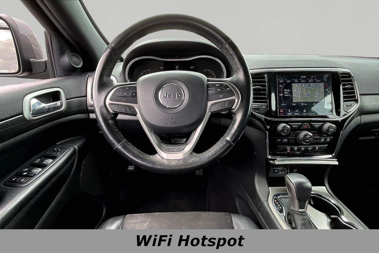 Used 2019 Jeep Grand Cherokee Altitude AWD/4WD image 8