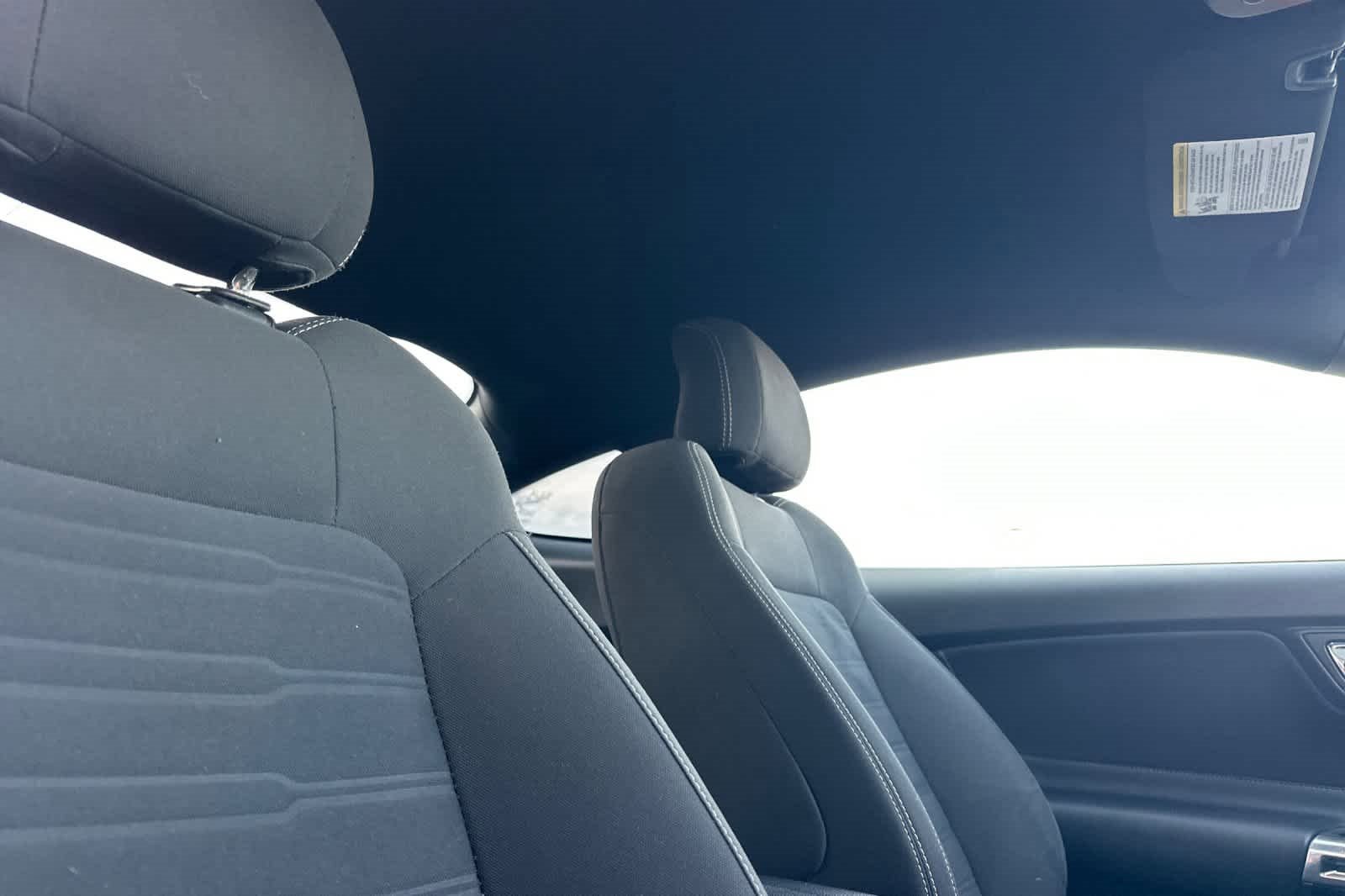 Used 2016 Ford Mustang Coupe image 16