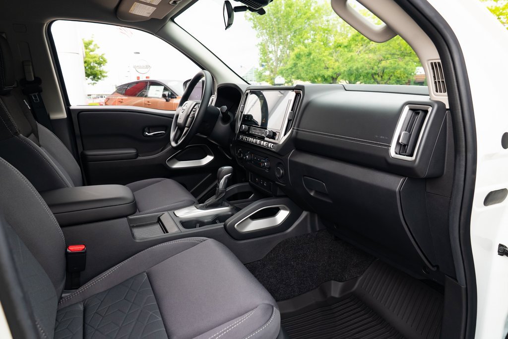 New 2025 Nissan Frontier SV image 25