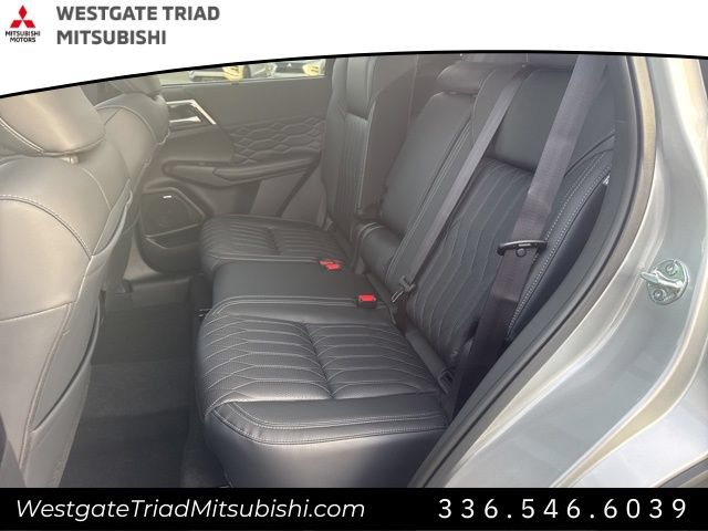 New 2026 Mitsubishi Outlander SEL FWD image 27