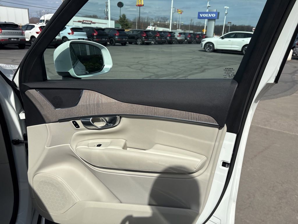 Certified 2023 Volvo XC90 B6 Plus w/ Protection Package Premier image 35