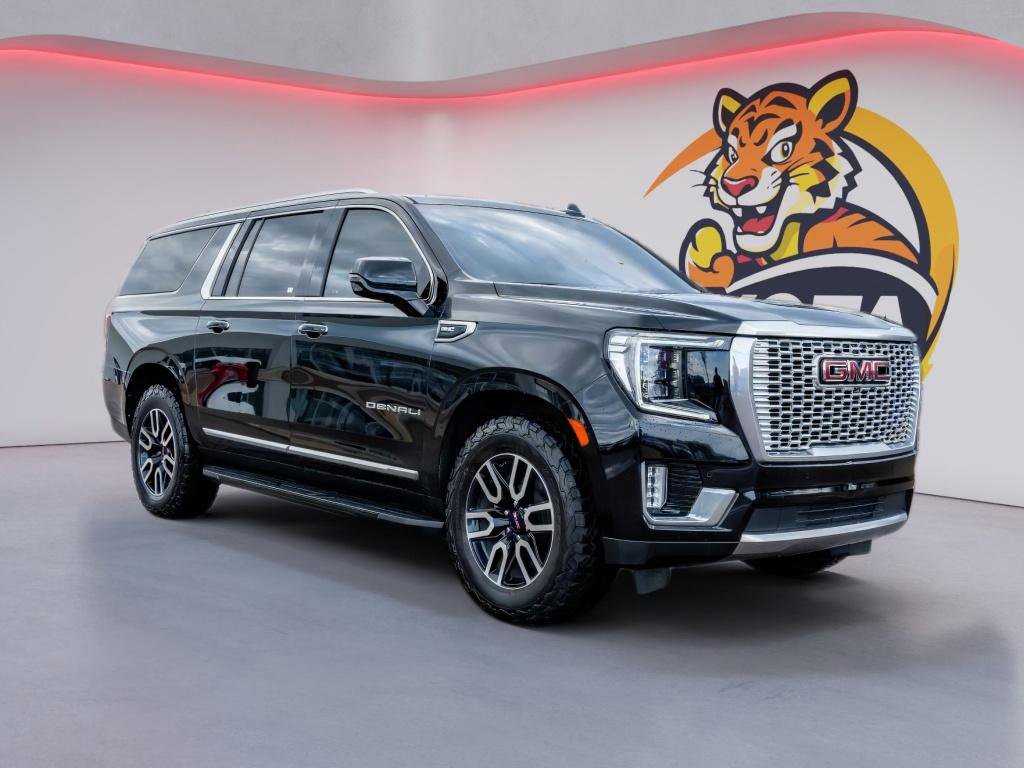 Used 2023 GMC Yukon Denali image 3