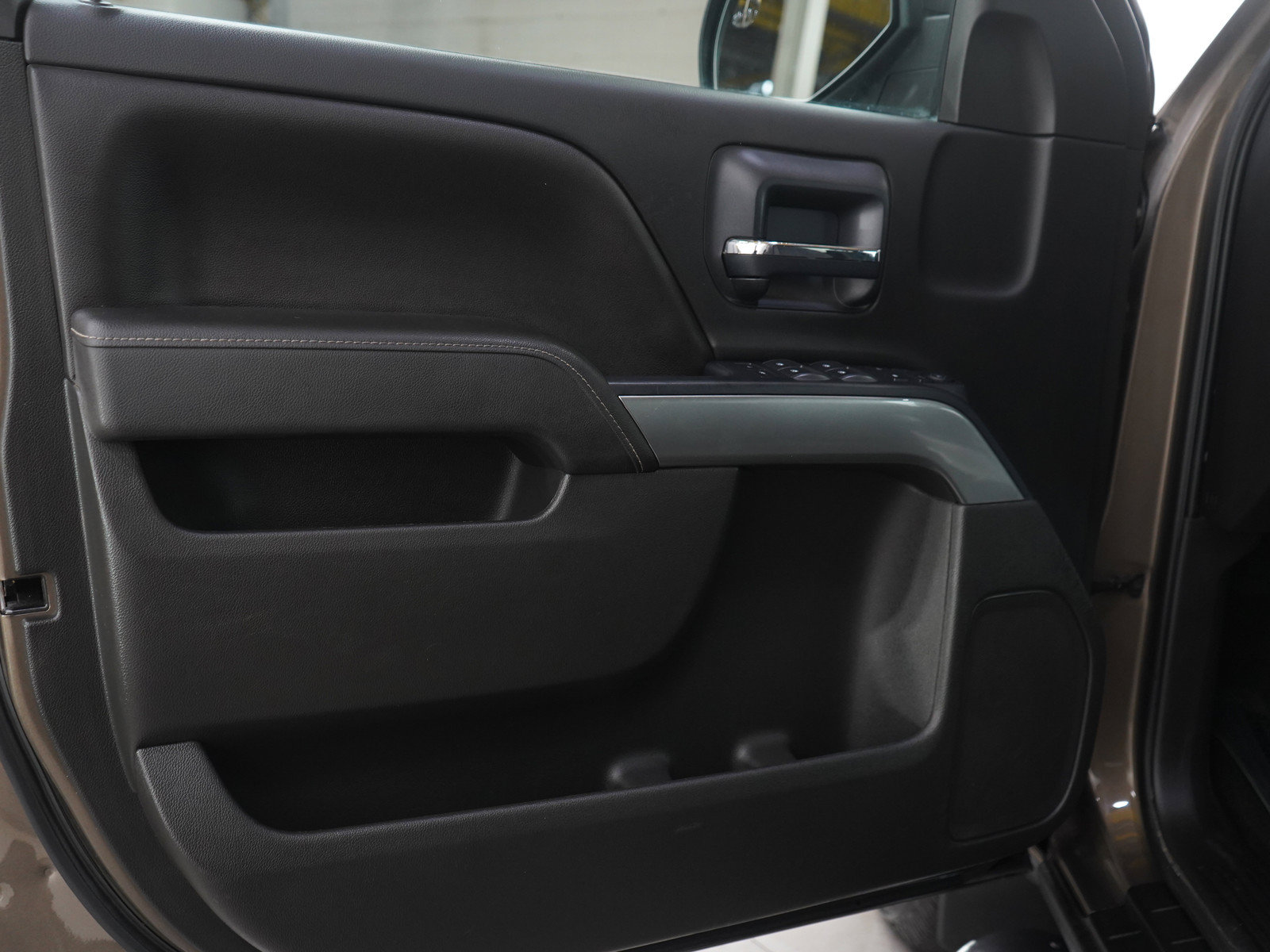 Used 2014 Chevrolet Silverado 1500 LT w/ All Star Edition AWD/4WD image 17