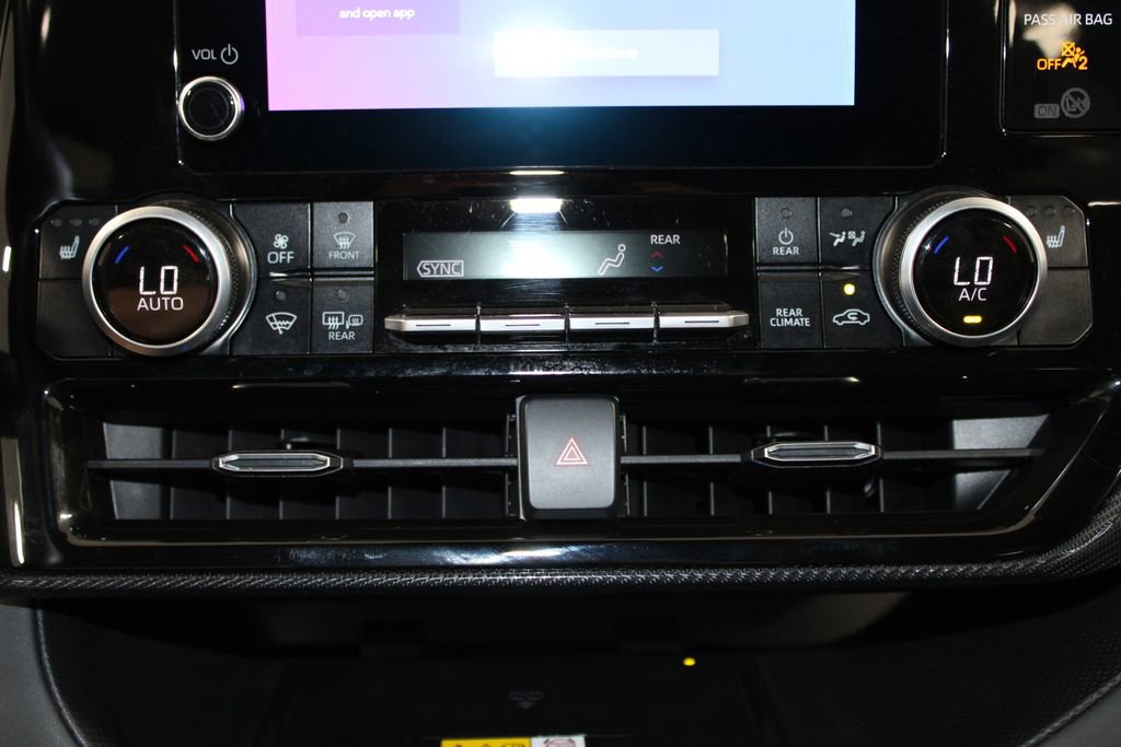 Used 2025 Toyota Highlander XSE image 44