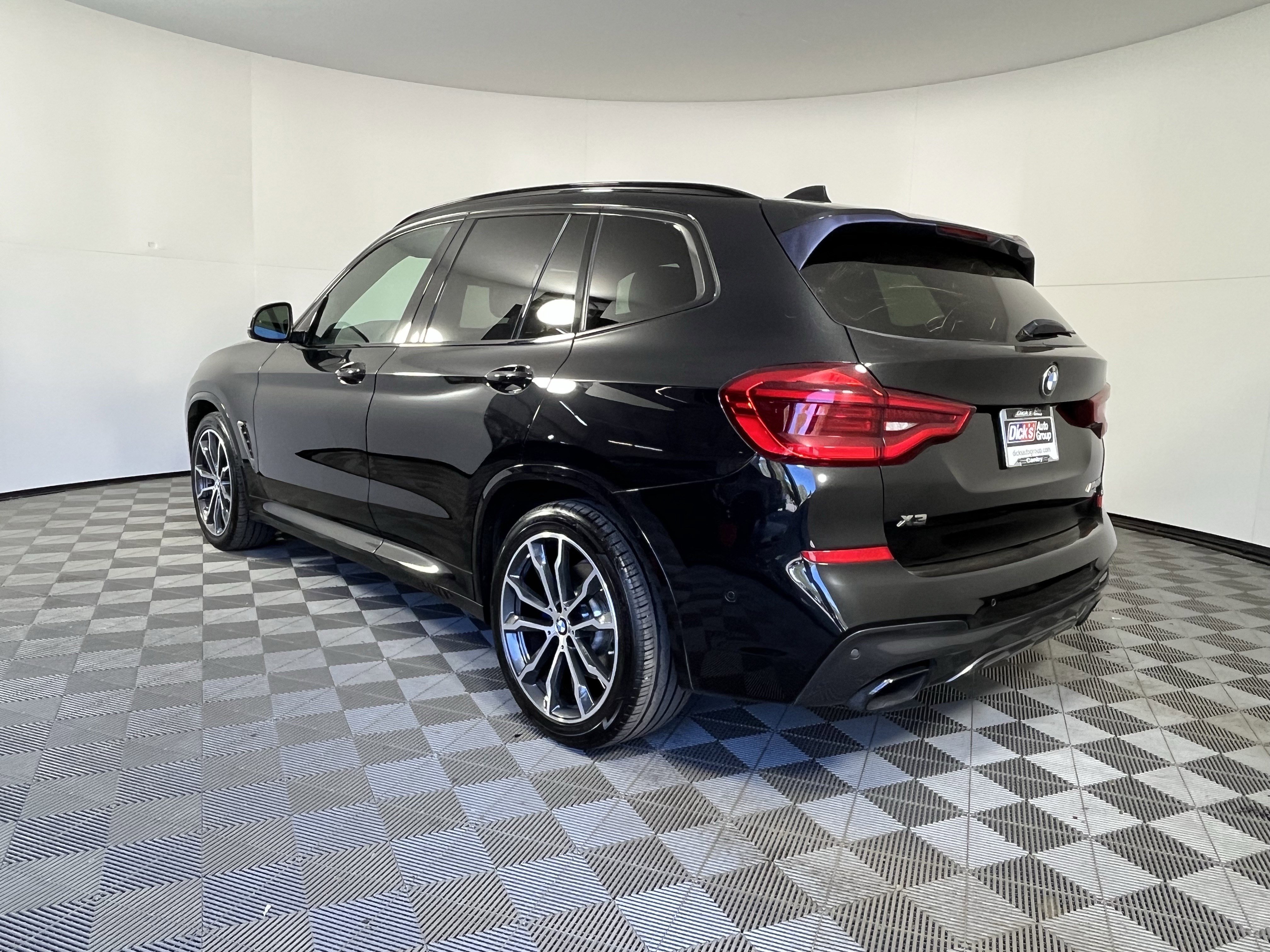 Used 2021 BMW X3 M40i w/ Premium Package image 3