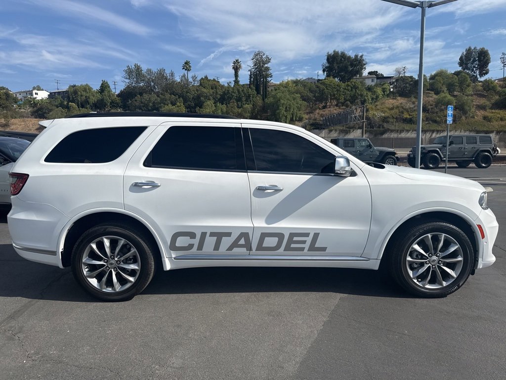 Certified 2022 Dodge Durango Citadel image 9