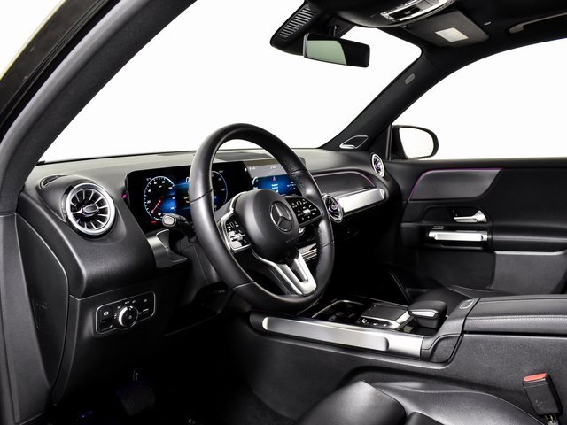 Used 2022 Mercedes-Benz EQB 300 4MATIC image 21