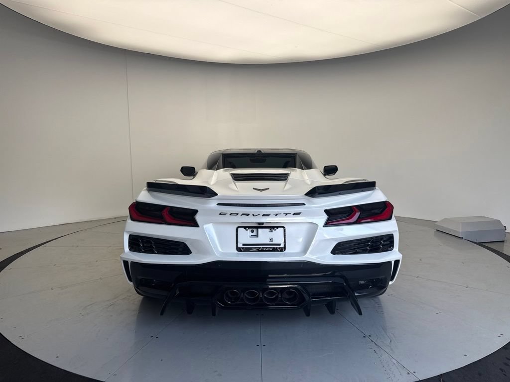 Used 2023 Chevrolet Corvette Z06 RWD image 4