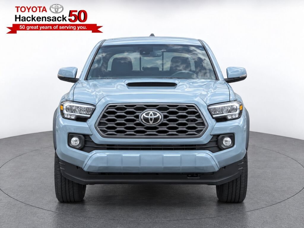 Used 2023 Toyota Tacoma TRD Sport AWD/4WD image 5
