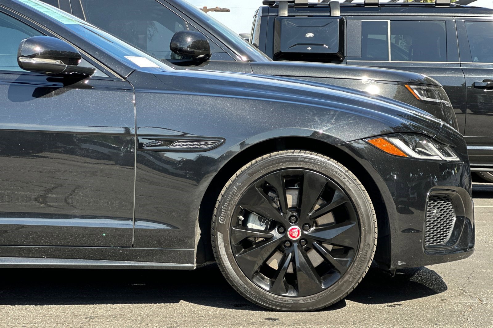 Used 2022 Jaguar XF R-Dynamic SE image 35