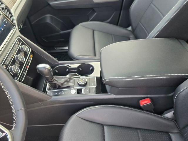 Used 2023 Volkswagen Atlas SEL AWD/4WD image 39