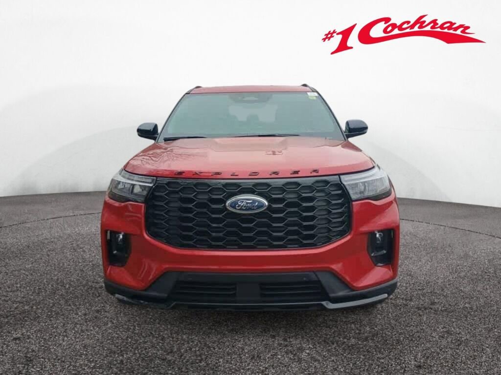 New 2026 Ford Explorer ST-Line w/ ST-Line Street Pack AWD/4WD image 2