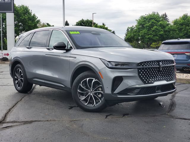Certified 2024 Lincoln Nautilus Premier AWD/4WD image 32