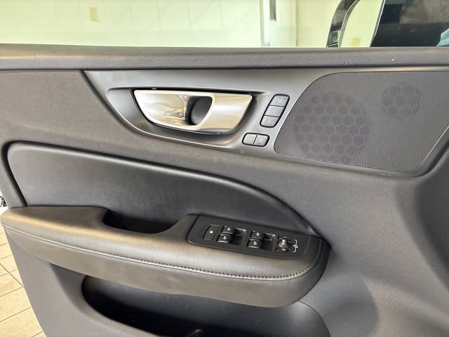 Used 2024 Volvo S60 B5 Core AWD/4WD image 15