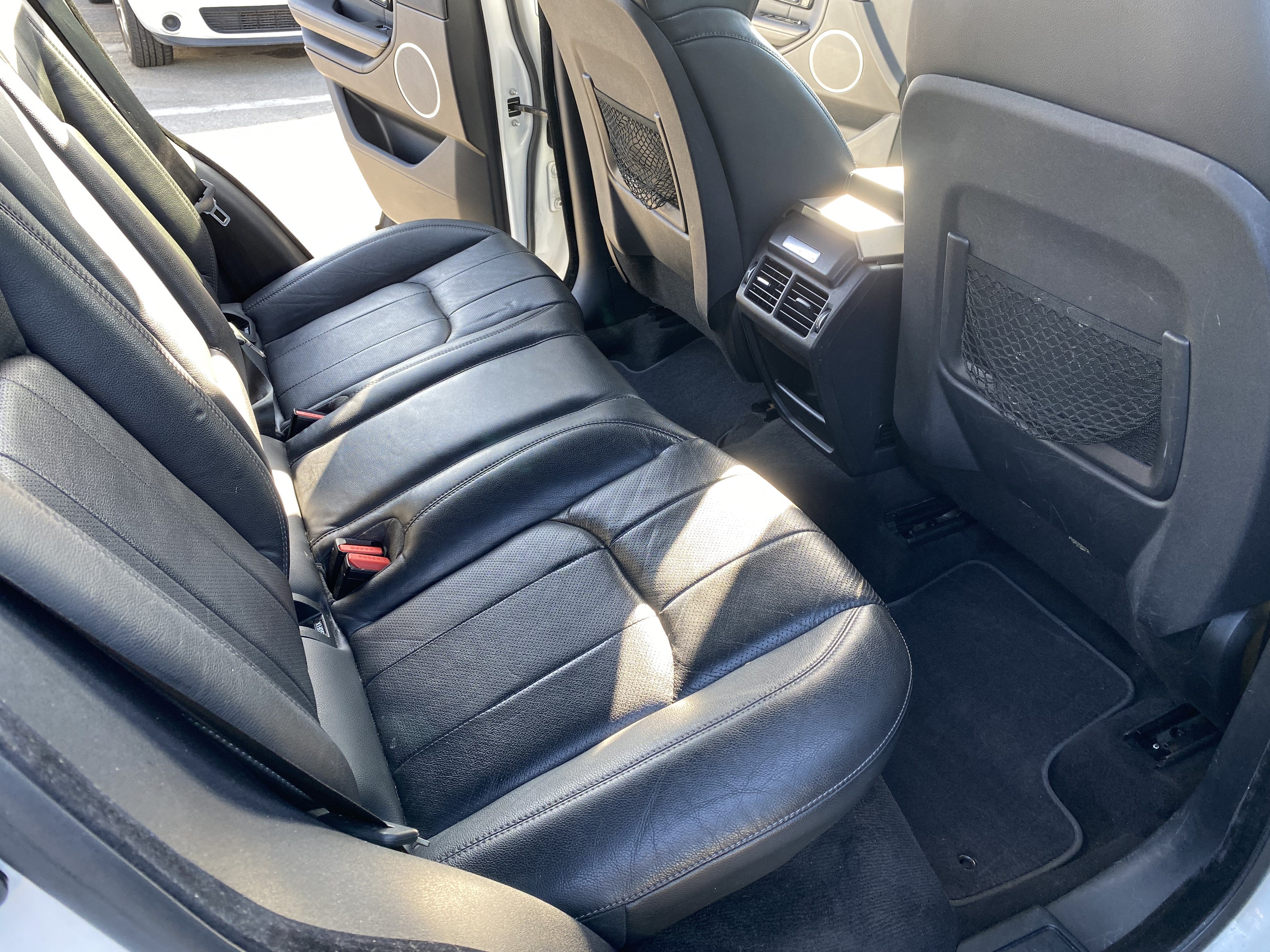 Used 2018 Land Rover Range Rover Evoque SE Premium AWD/4WD image 17