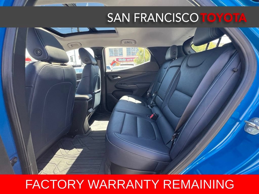Used 2022 Chevrolet Bolt EUV Premier w/ Sun & Sound Package FWD image 16