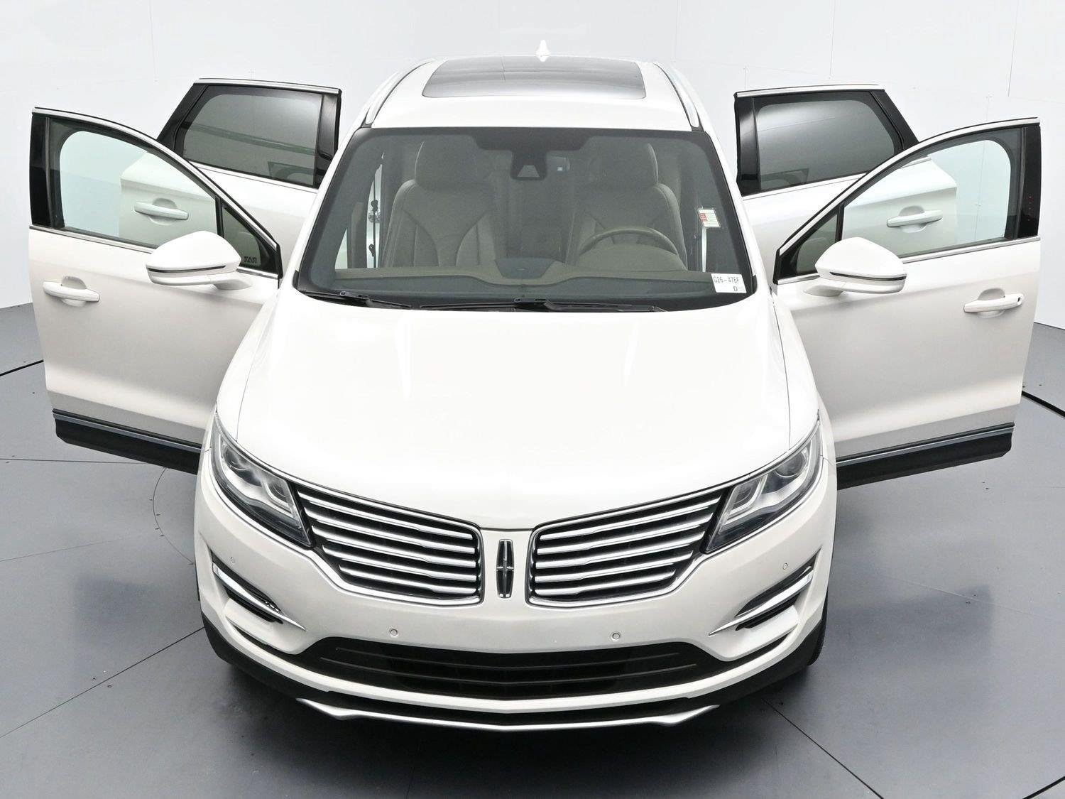 Used 2015 Lincoln MKC FWD w/ Equipment Group 102A Reserve image 38