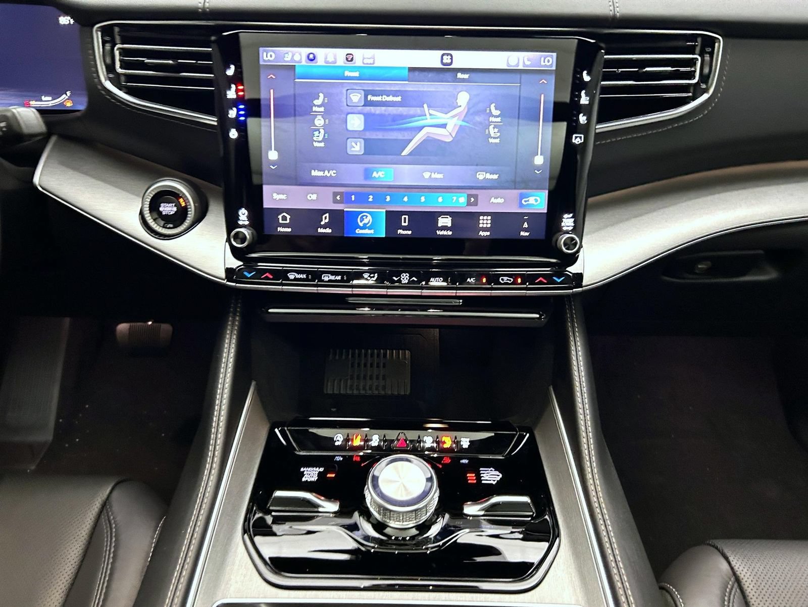 New 2026 Jeep Grand Wagoneer Limited AWD/4WD image 13