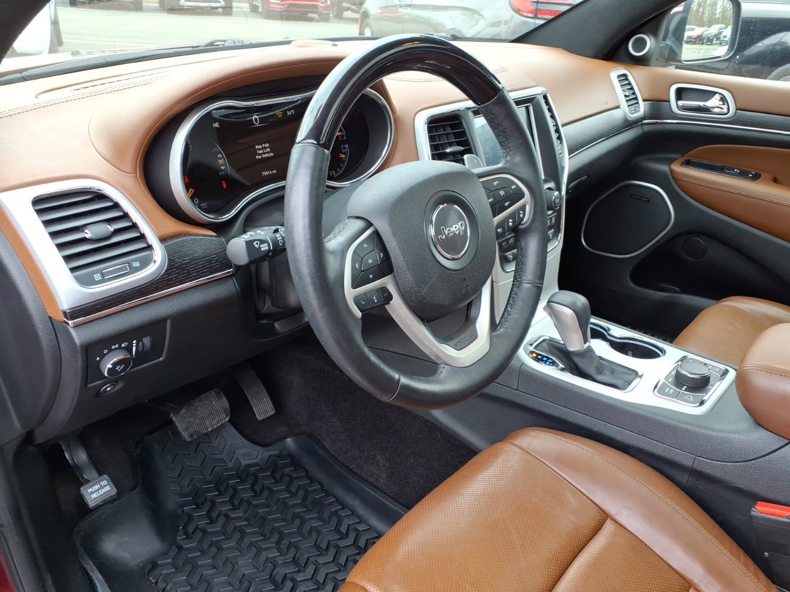 Used 2018 Jeep Grand Cherokee Summit image 17