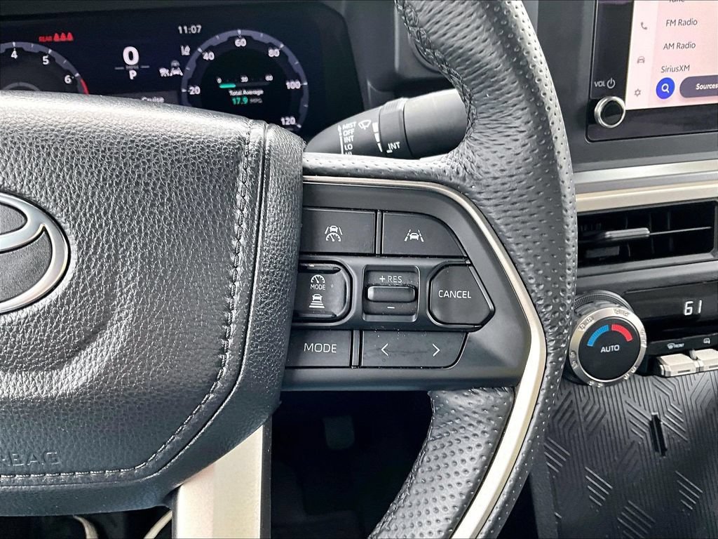 Used 2025 Toyota Tacoma TRD Off-Road AWD/4WD image 23