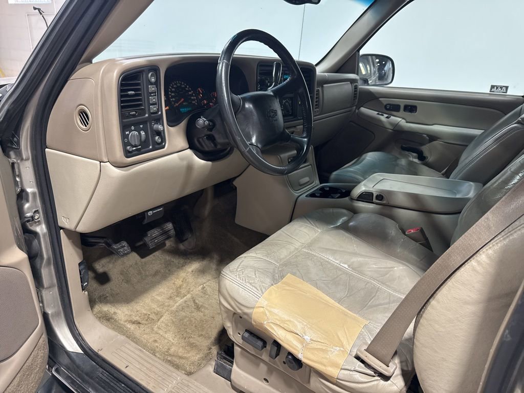 Used 2002 Chevrolet Tahoe LT image 22