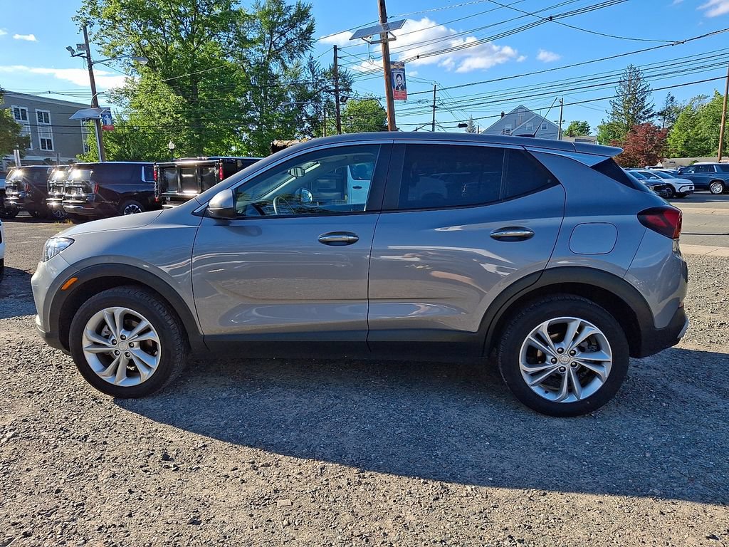 Used 2023 Buick Encore GX Preferred w/ Cold Weather Comfort Package AWD/4WD image 4