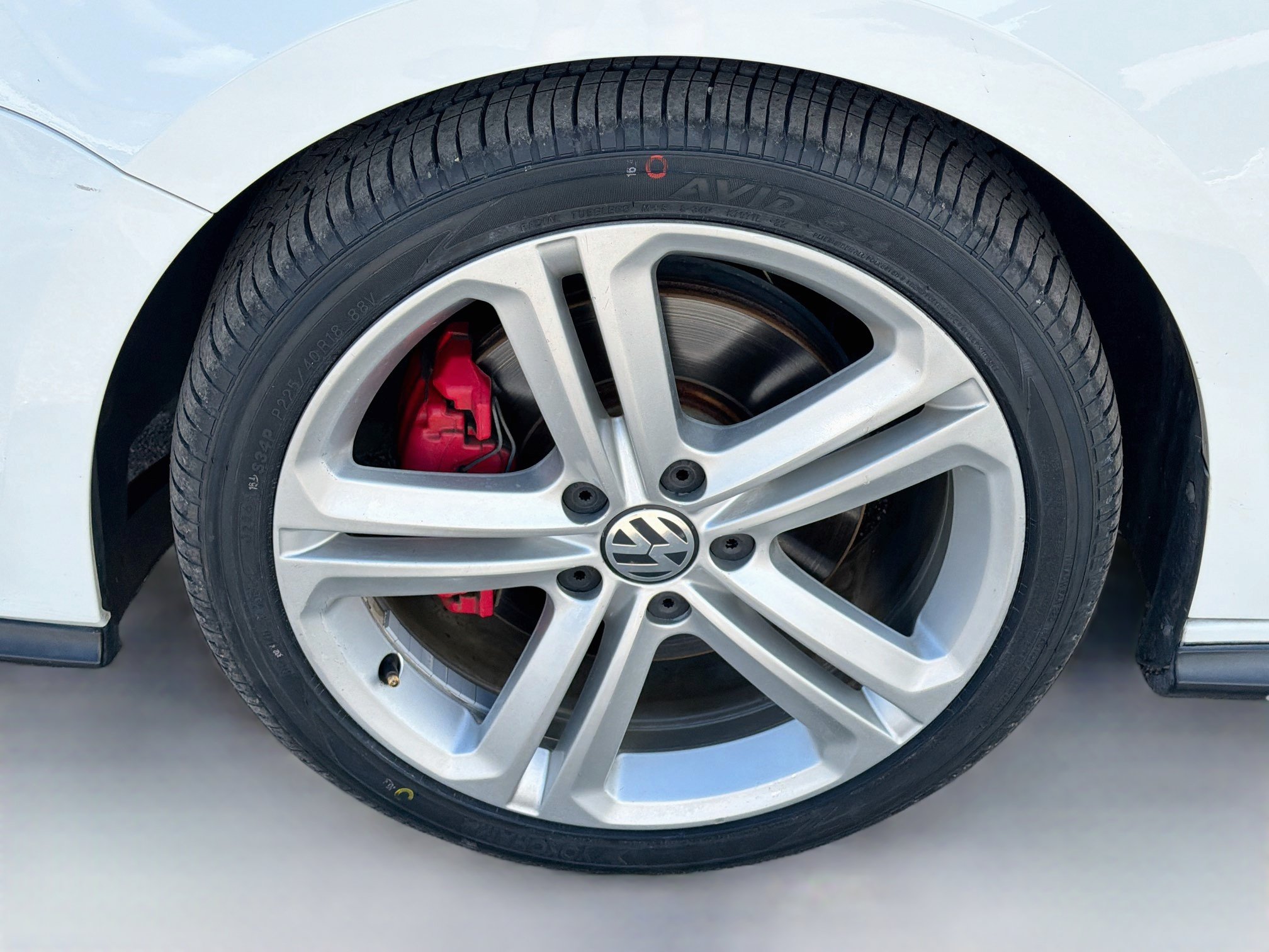 Used 2016 Volkswagen Jetta GLI SEL FWD image 40