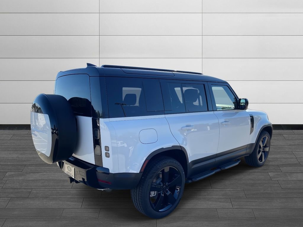 New 2026 Land Rover Defender 110 S AWD/4WD image 4