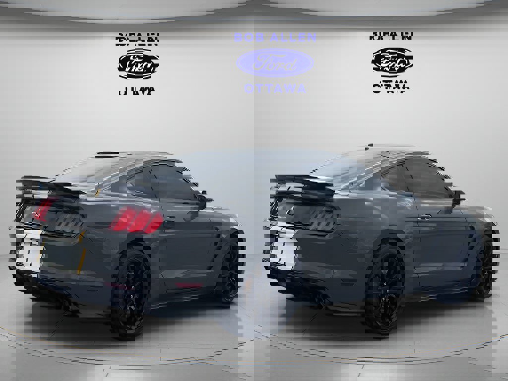 Used 2018 Ford Mustang Shelby GT350 w/ Convenience Package image 5