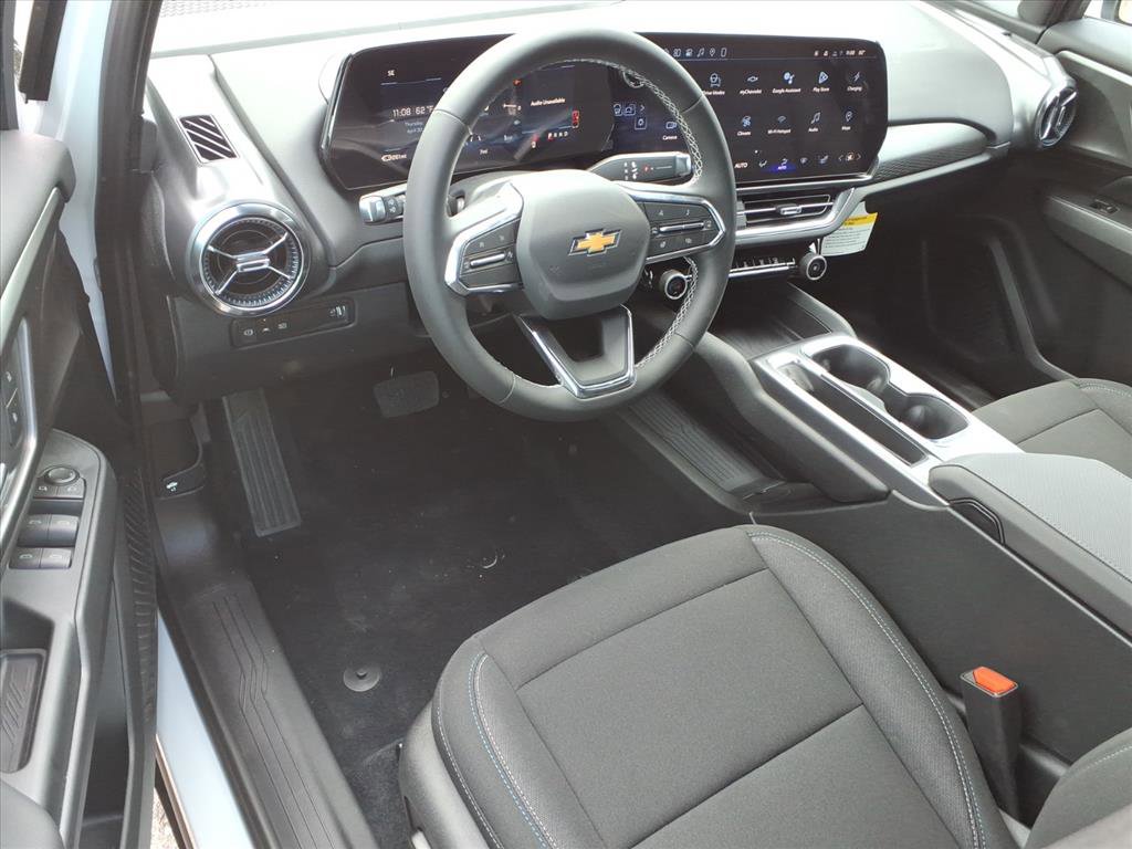 New 2026 Chevrolet Equinox EV LT FWD image 9