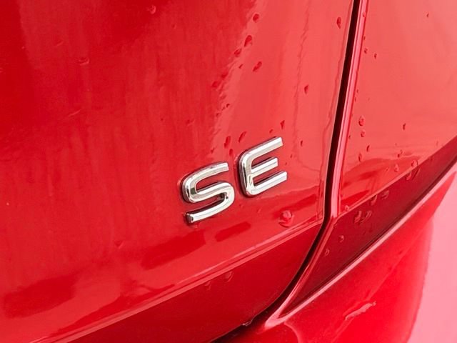 Used 2022 Volkswagen Jetta SE w/ Panoramic Sunroof Package FWD image 5