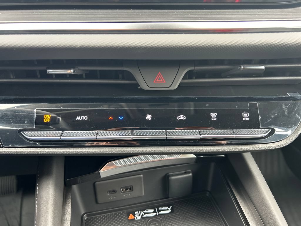 New 2026 Buick Envision Preferred AWD/4WD image 24