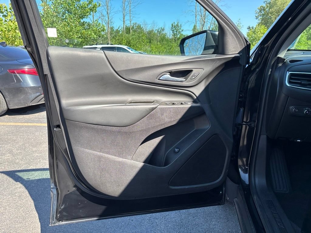 Used 2024 Chevrolet Equinox LT AWD/4WD image 18