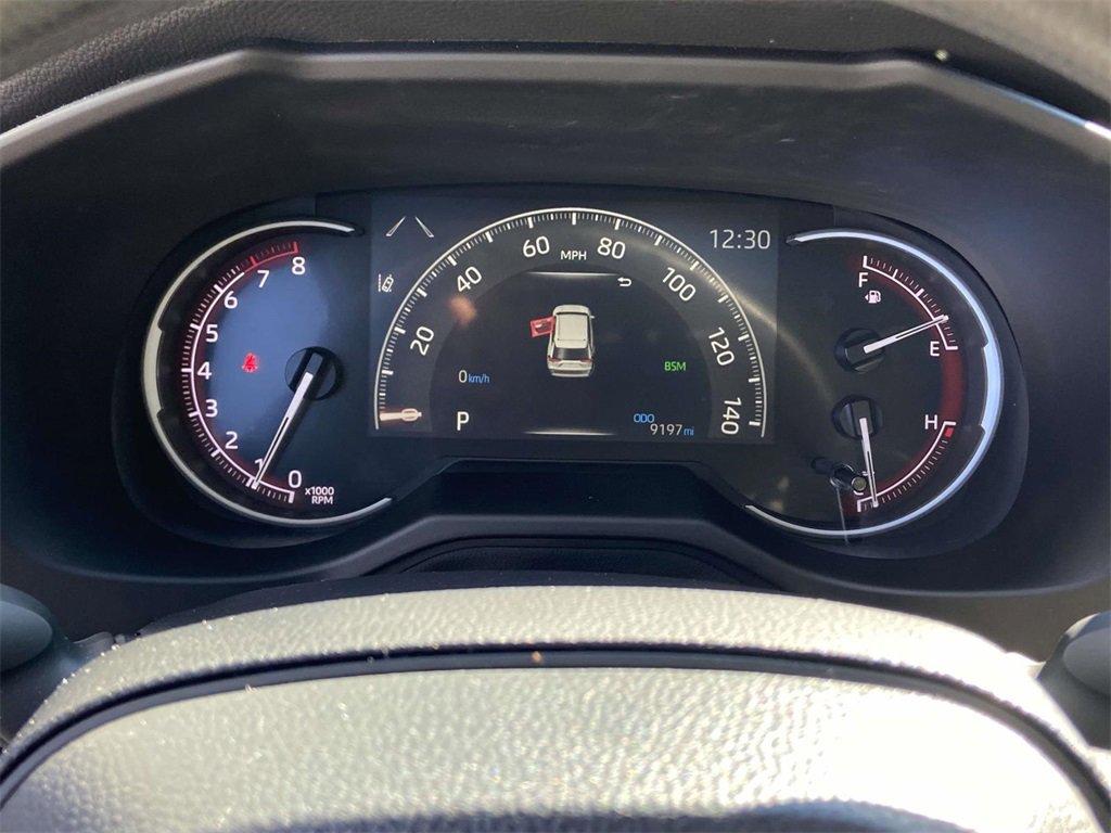 Used 2024 Toyota RAV4 XLE image 34